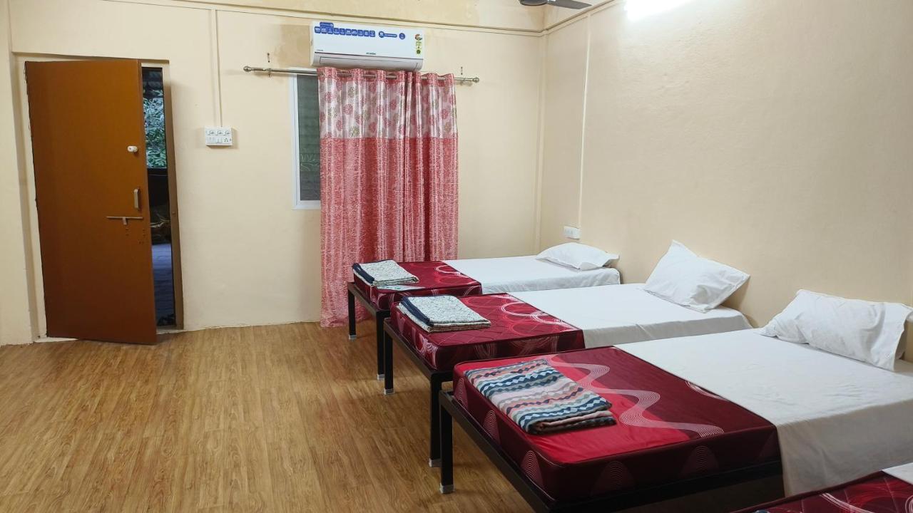 Nain Guest House 乌贾因 外观 照片