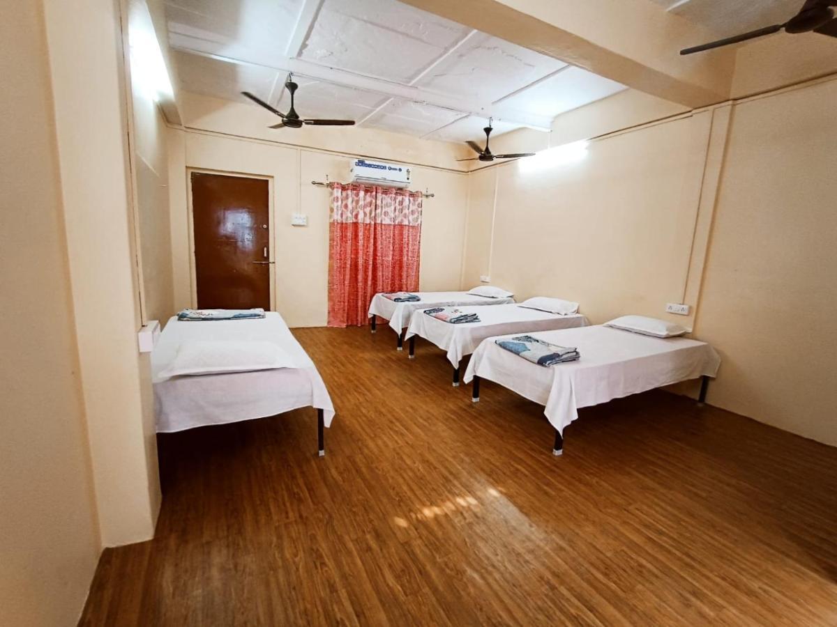 Nain Guest House 乌贾因 外观 照片