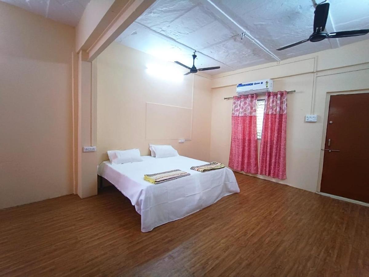Nain Guest House 乌贾因 外观 照片