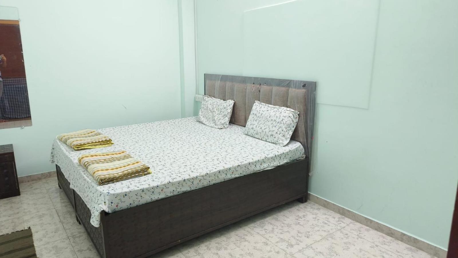 Nain Guest House 乌贾因 外观 照片